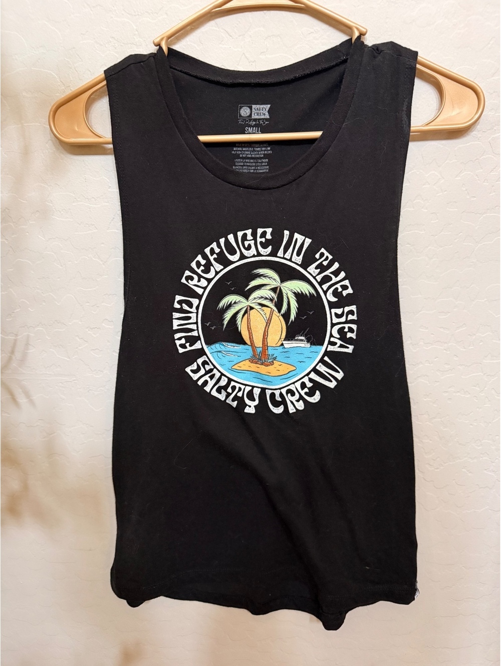 Salty crew graphic tank top